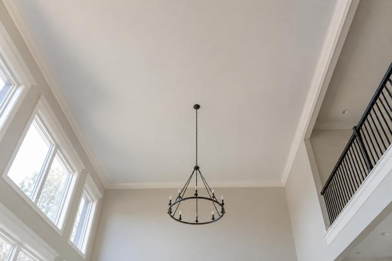 Plafond grande hauteur